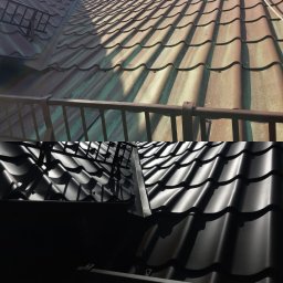 Dariusz Lewandowski - Zdjęcie dachu: górna część z zielonkawym nalotem, dolna po renowacji w głębokiej czerni. Widoczne elementy zabezpieczające i rynna.