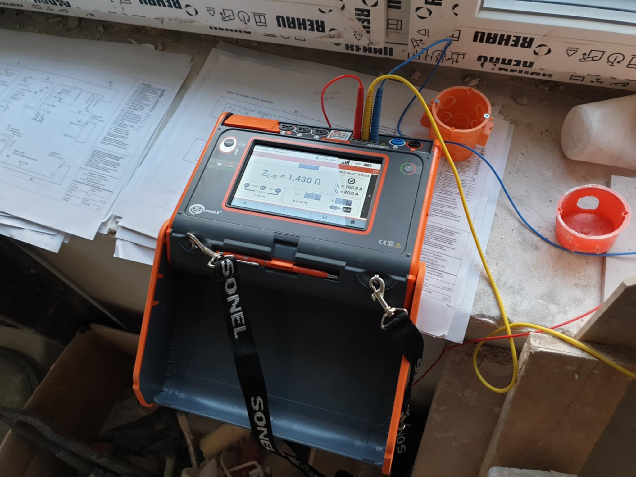 Pomiary miernikiem parametrów instalacji Sonel MPI 540