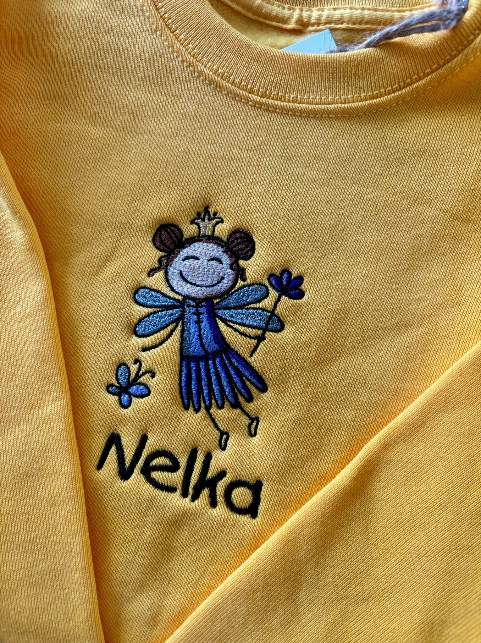 bluza dziecięca z haftem