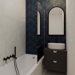 Inovo Design Studio - Nowoczesna łazienka z ciemną, wzorzystą ścianą, owalną umywalką na szafce z lamelami i wanną z czarną armaturą. Całość dopełnia lustro w zaokrąglonej ramie.