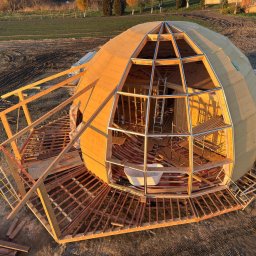 W trakcie realizacji w pełnym pakiecie: projekt, instalacja elektryczna, Smart Home oraz pełne pomiary elektryczne i PV.