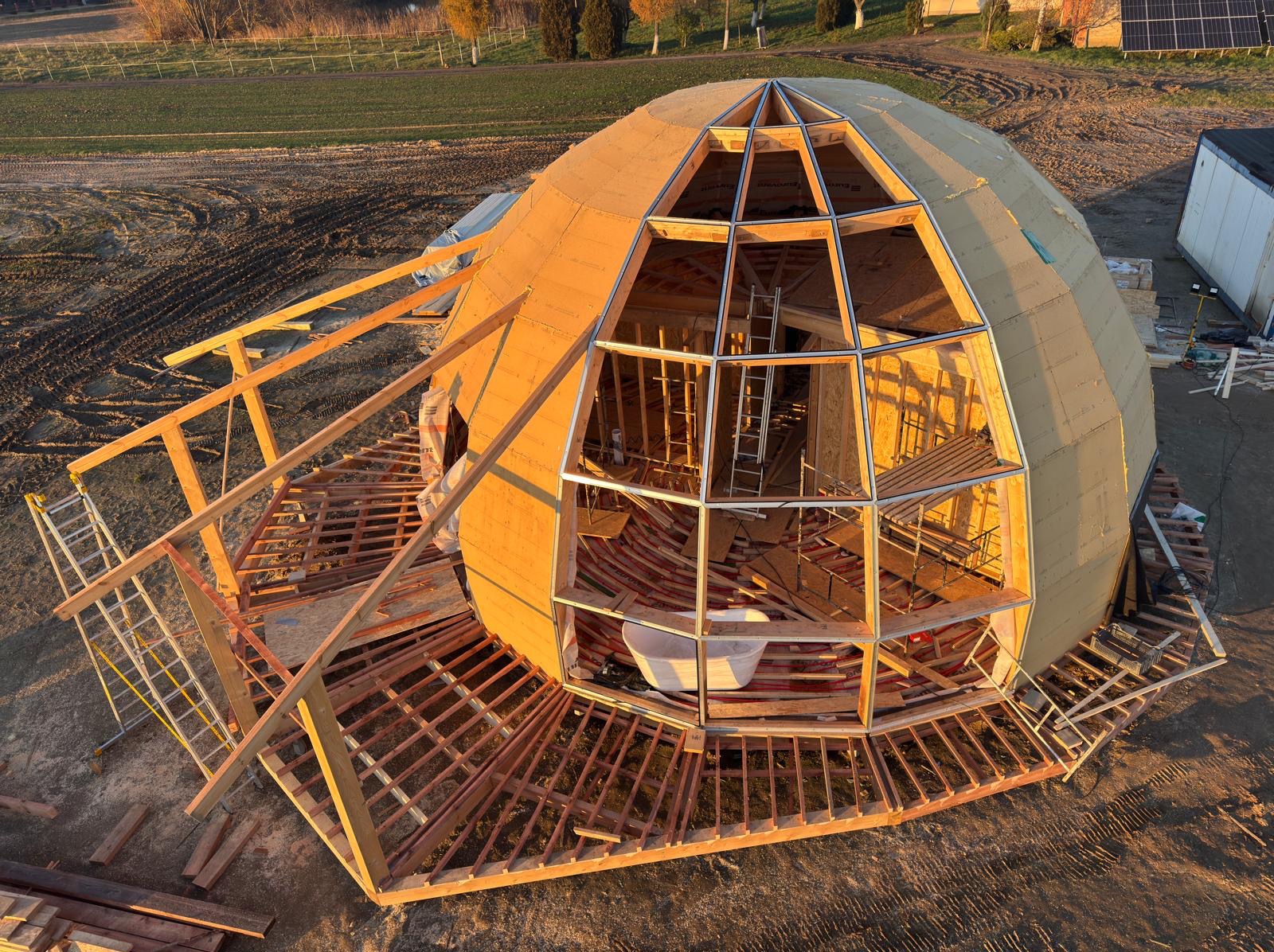 W trakcie realizacji w pełnym pakiecie: projekt, instalacja elektryczna, Smart Home oraz pełne pomiary elektryczne i PV.