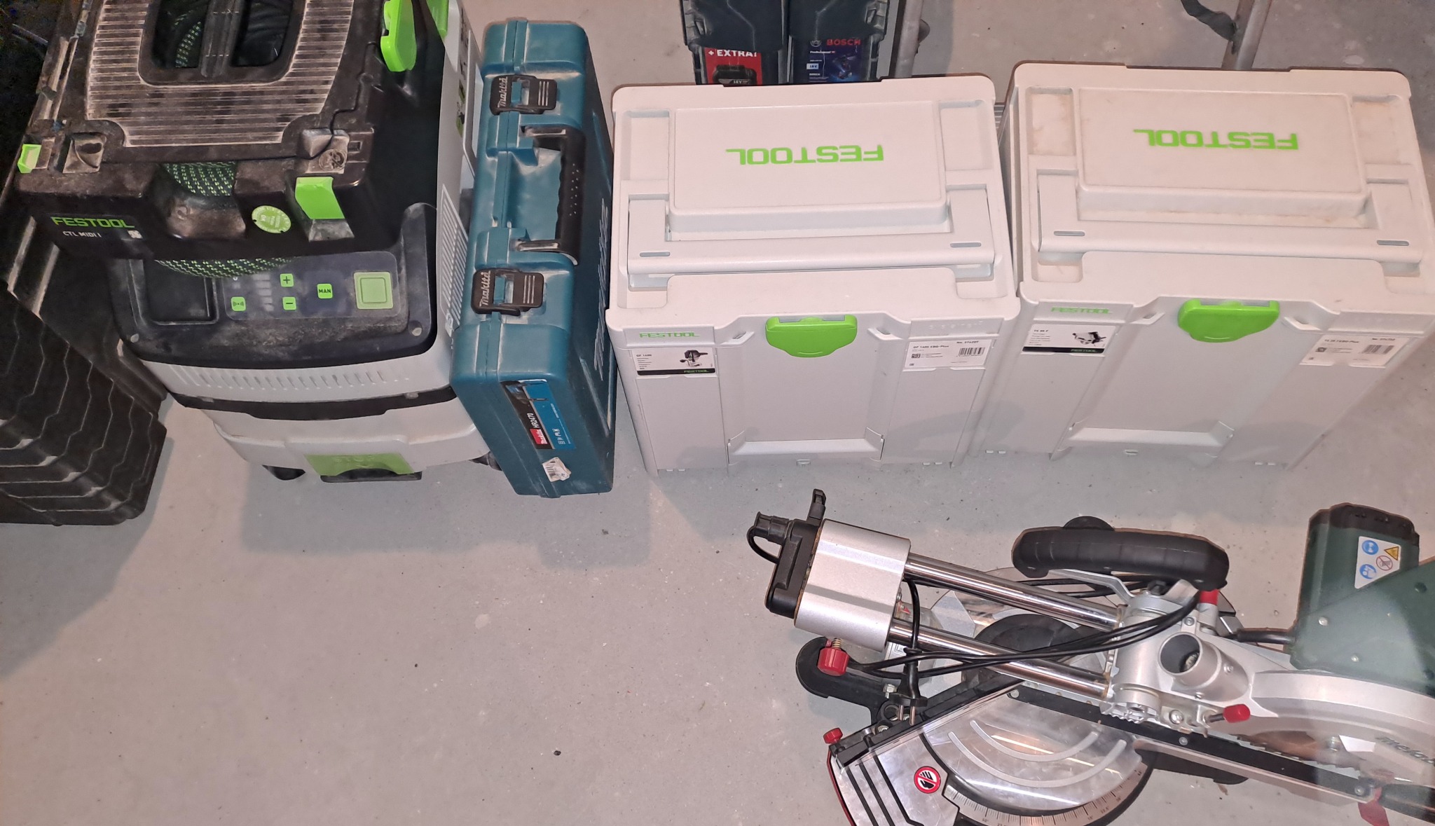 Uzywamy najwyzszej klasy narzedzi firmy Festool