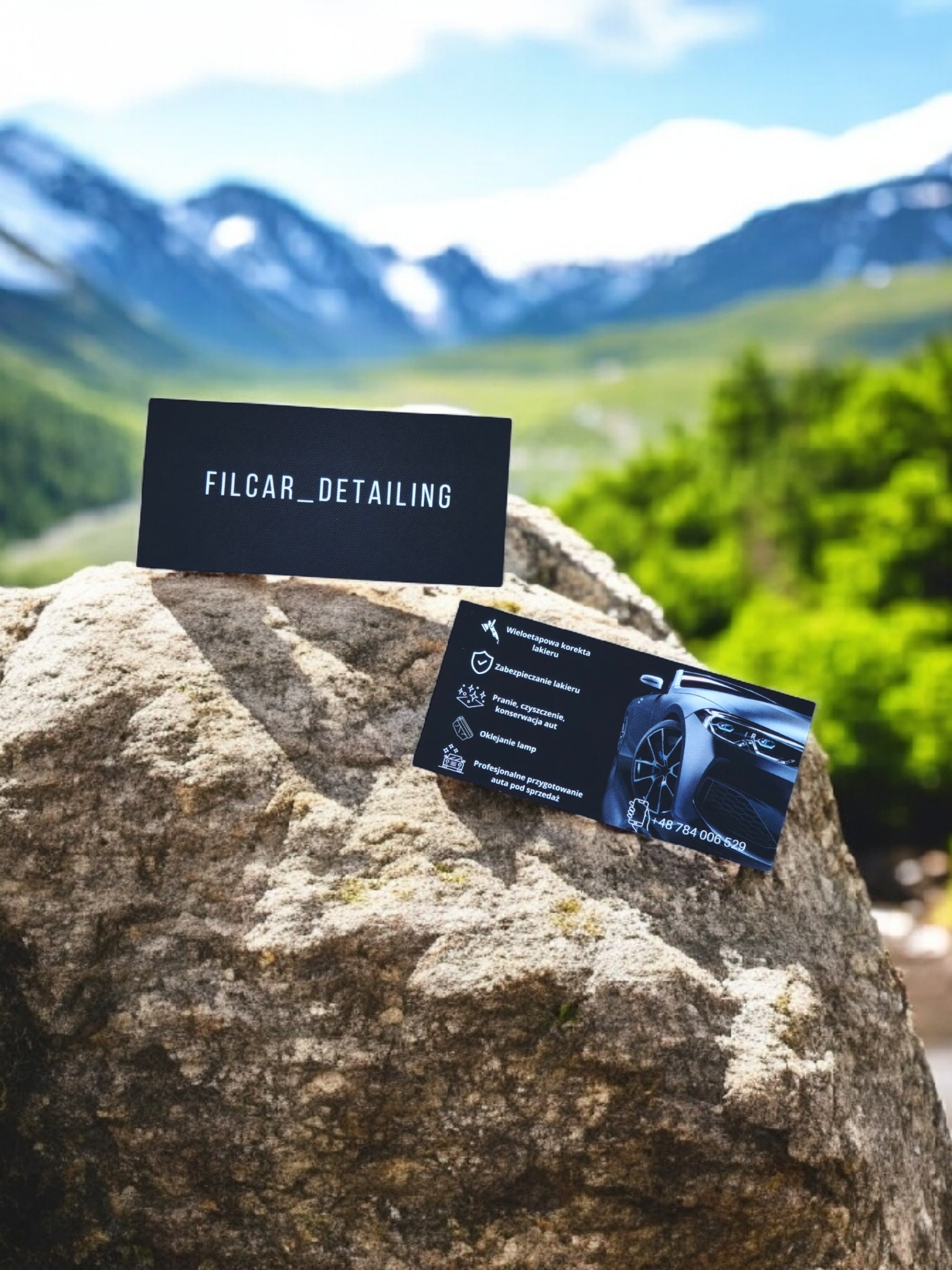 Realizacja wizytówek według wytycznych klienta