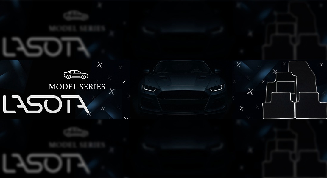 Grafika z logo Lasota, sylwetką auta i zestawem dywaników samochodowych na ciemnym tle z motywem krzyżyków. Model Series.