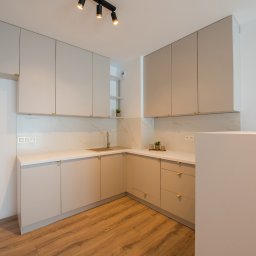 MRS SPÓŁKA Z OGRANICZONĄ ODPOWIEDZIALNOŚCIĄ - Solidne Szafy Przesuwne Gdynia