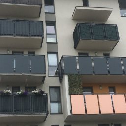 Zabudowa balustrad płytą kompozytową StacBond 