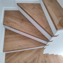 Schody drewniane Kamionki 2