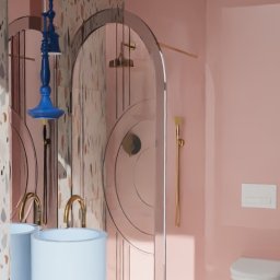 MAP Projekt - Nowoczesna łazienka w odcieniach różu z umywalkami w kolorze błękitnym, złotymi akcentami i kabiną prysznicową z transparentnego szkła.