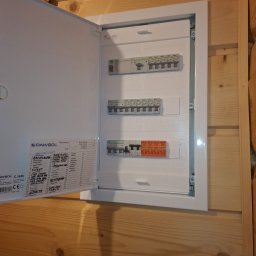 Tomasz Kapella Usługi wielobranżowe - Perfekcyjne Przyłącza Elektryczne Lwówek Śląski