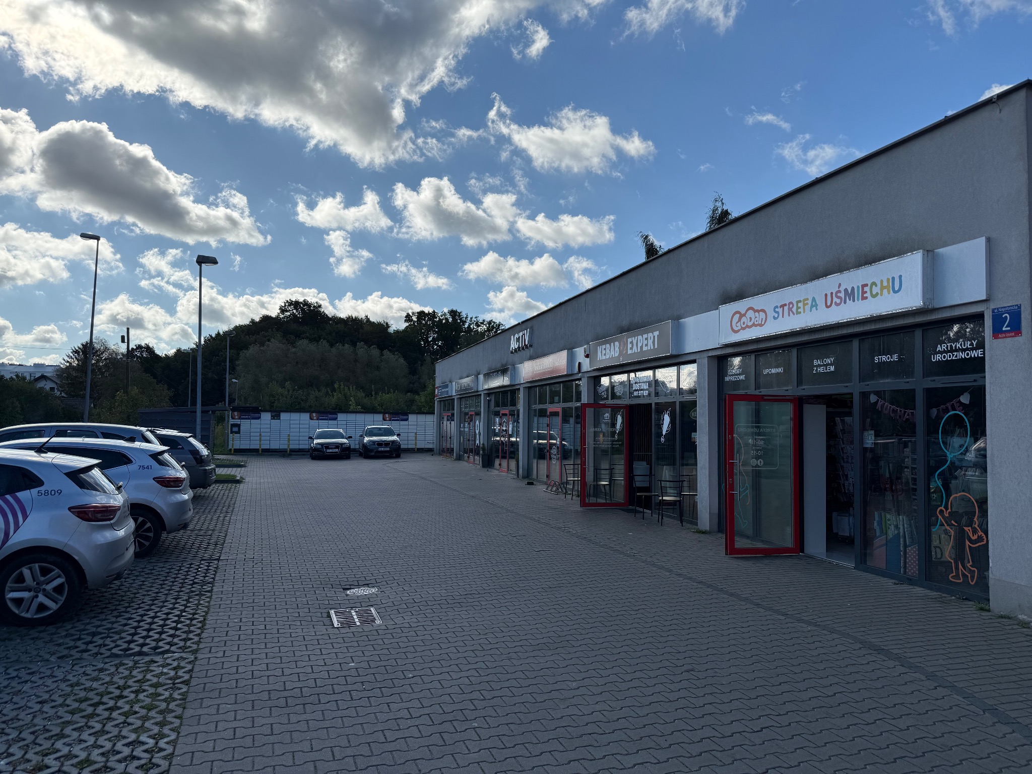 Niepolomicka 2 / Gdańsk