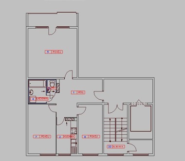 Rzut poziomy mieszkania z numeracją pomieszczeń: hall, kuchnia, pokoje, łazienka, schody. Schemat architektoniczny w neutralnej kolorystyce, widok z góry.