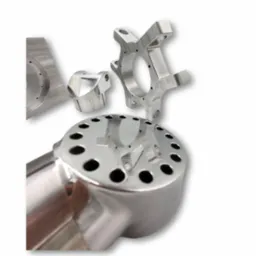 Zestaw elementów zaprojektowanych w CAD do maszyn oraz frezowany CNC oraz polerowanych na 'lustro'