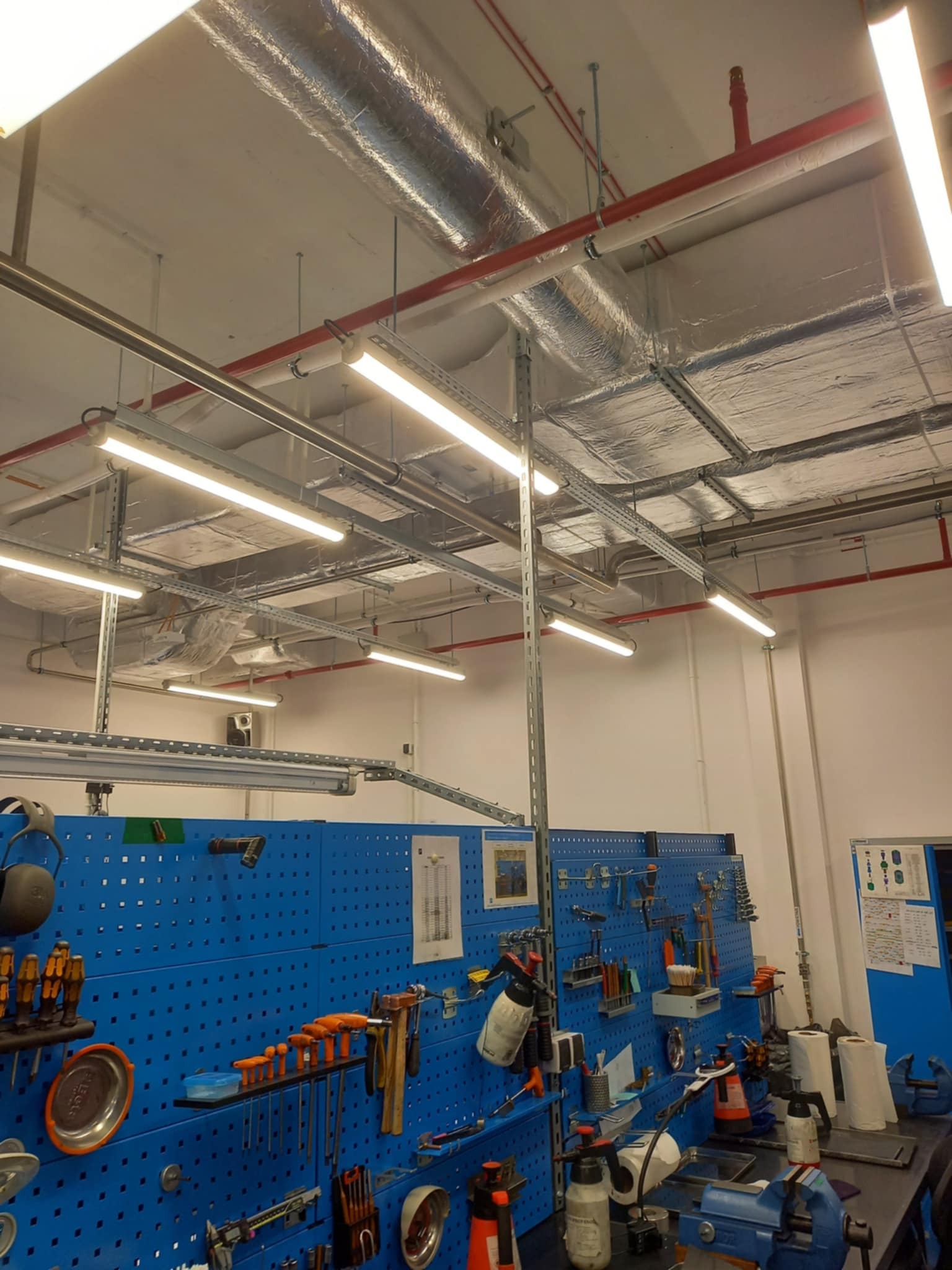 Modernizacja oświetlenia warsztatu