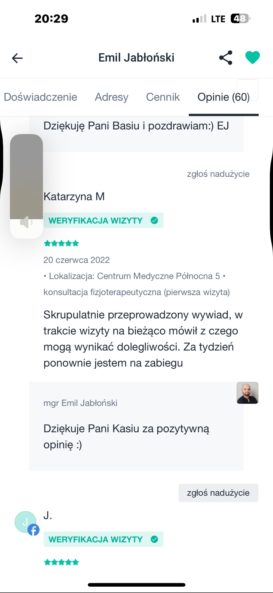 Zrzut ekranu sekcji opinii na profilu Emila Jabłońskiego, zawierający pozytywne recenzje od pacjentów, w tym wzmianki o konsultacji fizjoterapeutycznej.