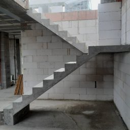 Usługi Ogólnobudowlane - Schody żelbetowe