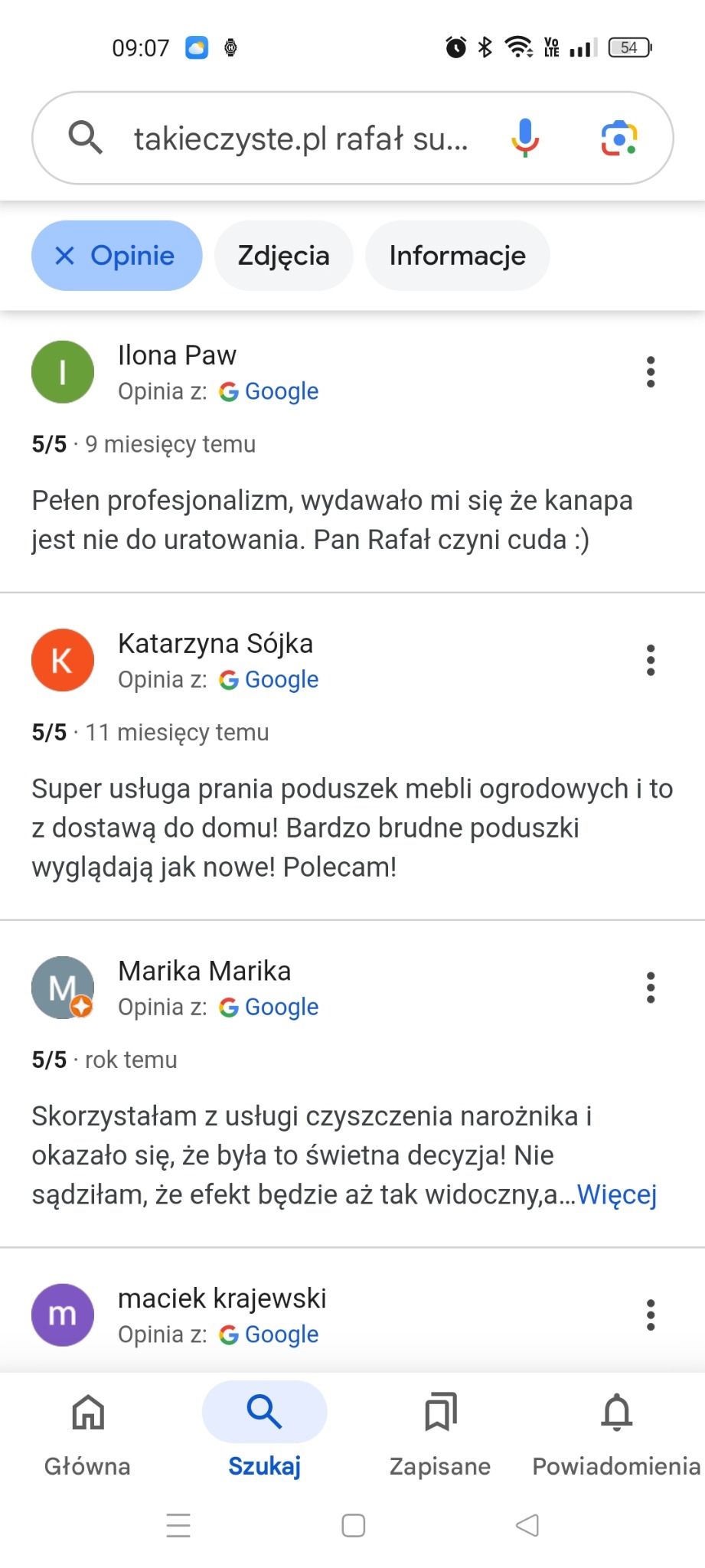 Zrzut ekranu z opiniami Google o firmie oferującej czyszczenie tapicerki, z pochlebnymi komentarzami na temat jakości usług i efektów prania mebli.