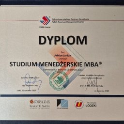 Doświadczenie we wdrażaniu rozwiązań z zakresu Sales Force Effectiveness.
Praktyk systemów optymalizacji produkcji, narzędzi zarządzania jakością oraz udoskonalania procesów przy użyciu narzędzi Lean Manufacturing.