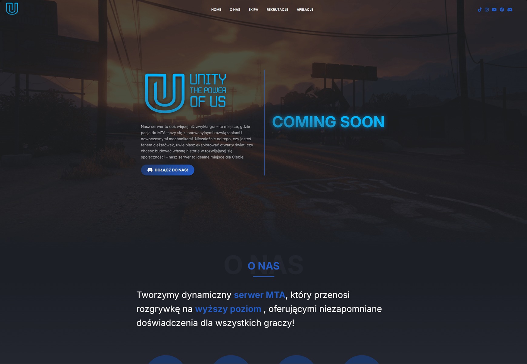 Strona internetowa serwera gier MTA o nazwie Unity The Power Of Us, z logo w kształcie litery U i hasłem 'Coming Soon' na tle zachodzącego słońca nad miastem.
