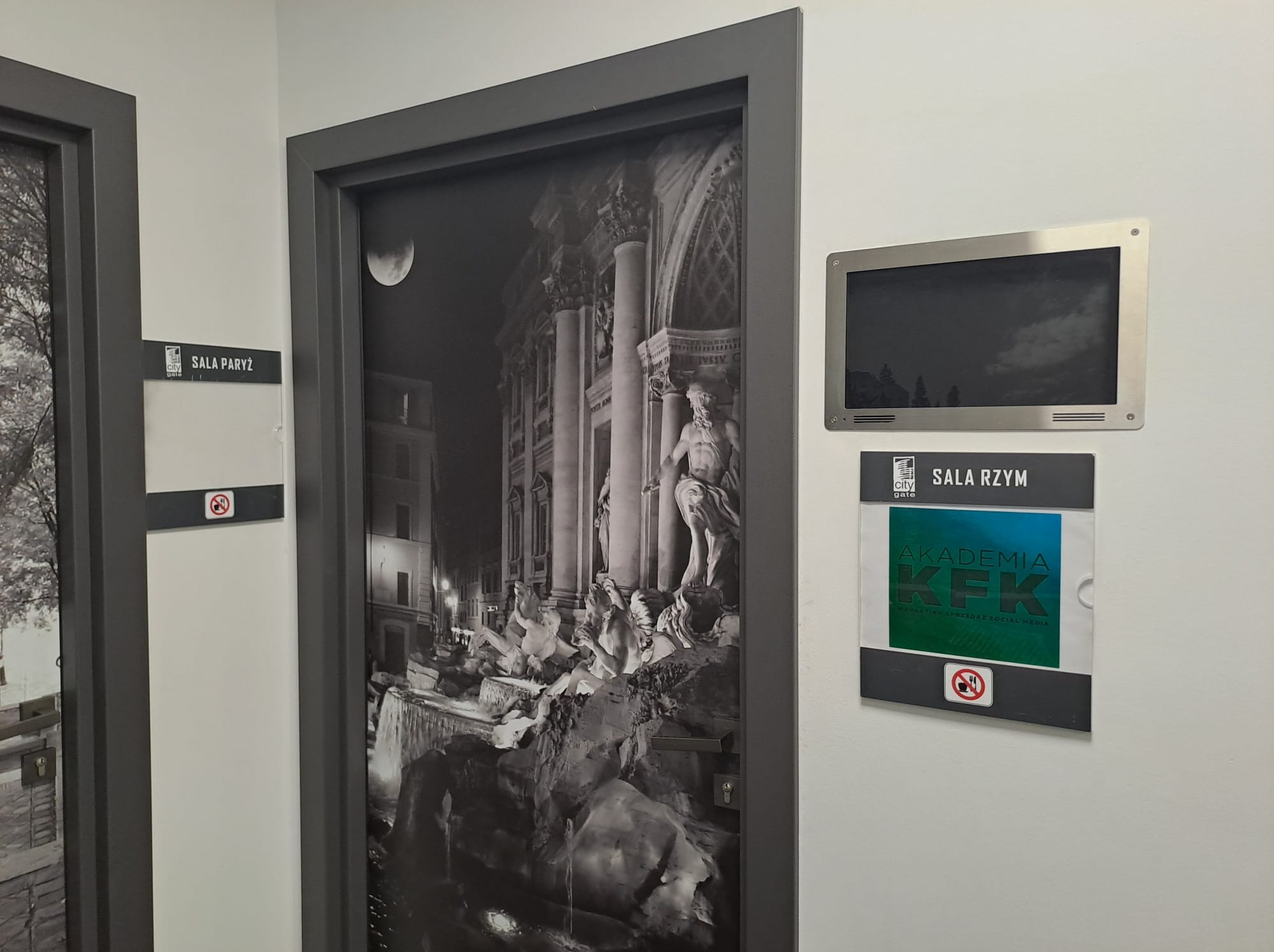 Sala Rzym - szkolenie z marketingu stacjonarne w Warszawie, Akademia Marketingu KFK