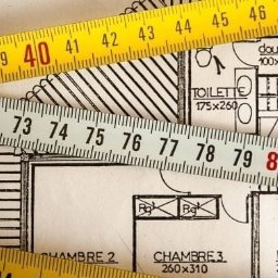 Złota Rączka to zbyt mało, oferujemy usługi na wysokim poziomie rozumiejąc potrzeby rynku, bez wygórowanych cen. 