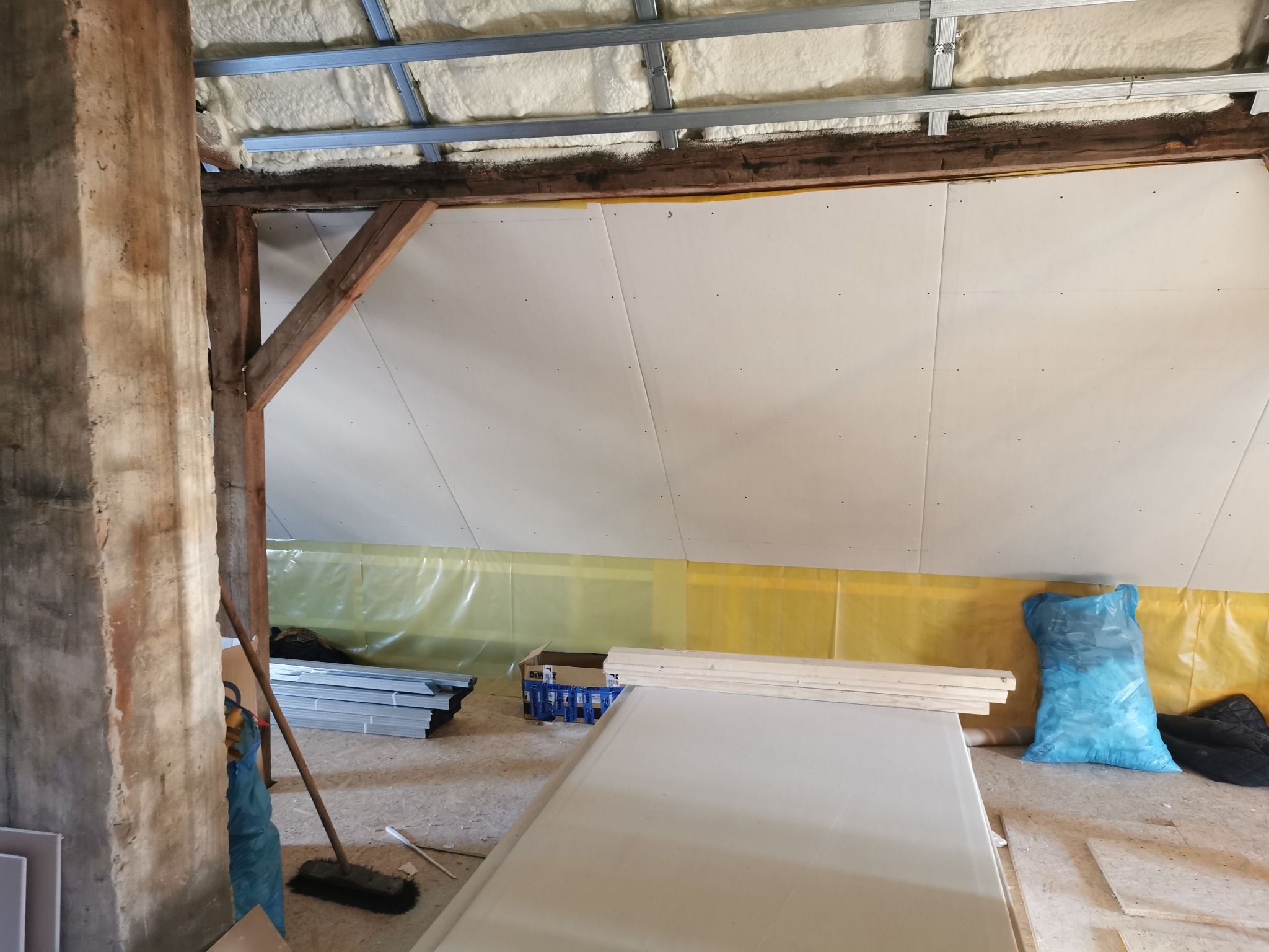 Izolacja poddasza oraz zabudowa GK - Buk k. Szczecina