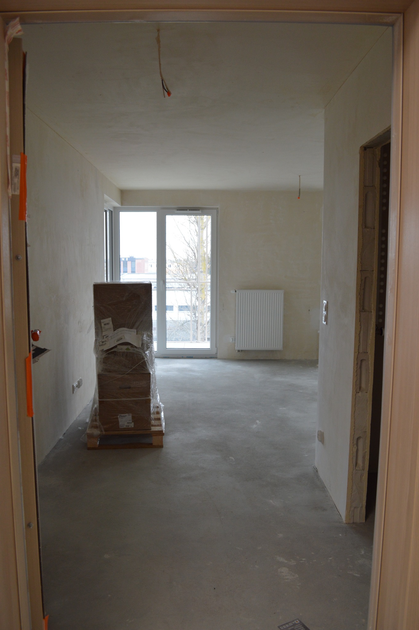 Przedstawiamy kompleksową realizacje mieszkania ze stanu deweloprskiego przed i po.