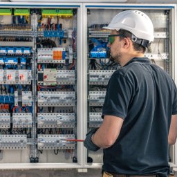 Serwis maszyn Poręba 2