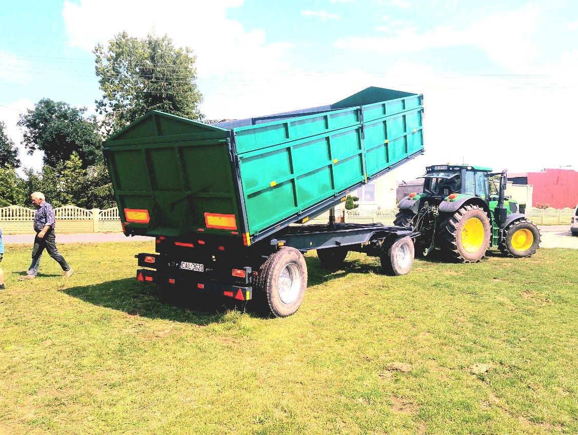 Nowa zabudowa przycz3py 3 stronny wywrot