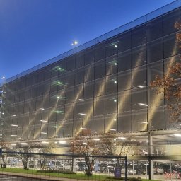 POL UK ELEKTRONIK TOMASZ DOROS - Montaż oświetlenia na Parkingu 3 Lotnisko Kolonia Bonn