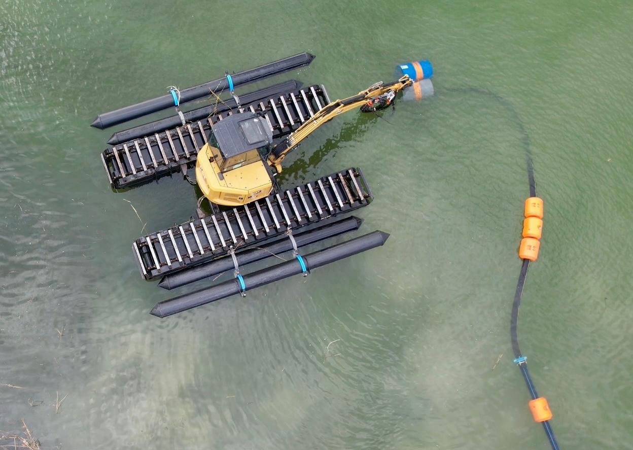 refulacja plaży, koparką pływającą z pompą refulacyjną Dragflow