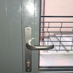 Układanie kostki brukowej Puck 3