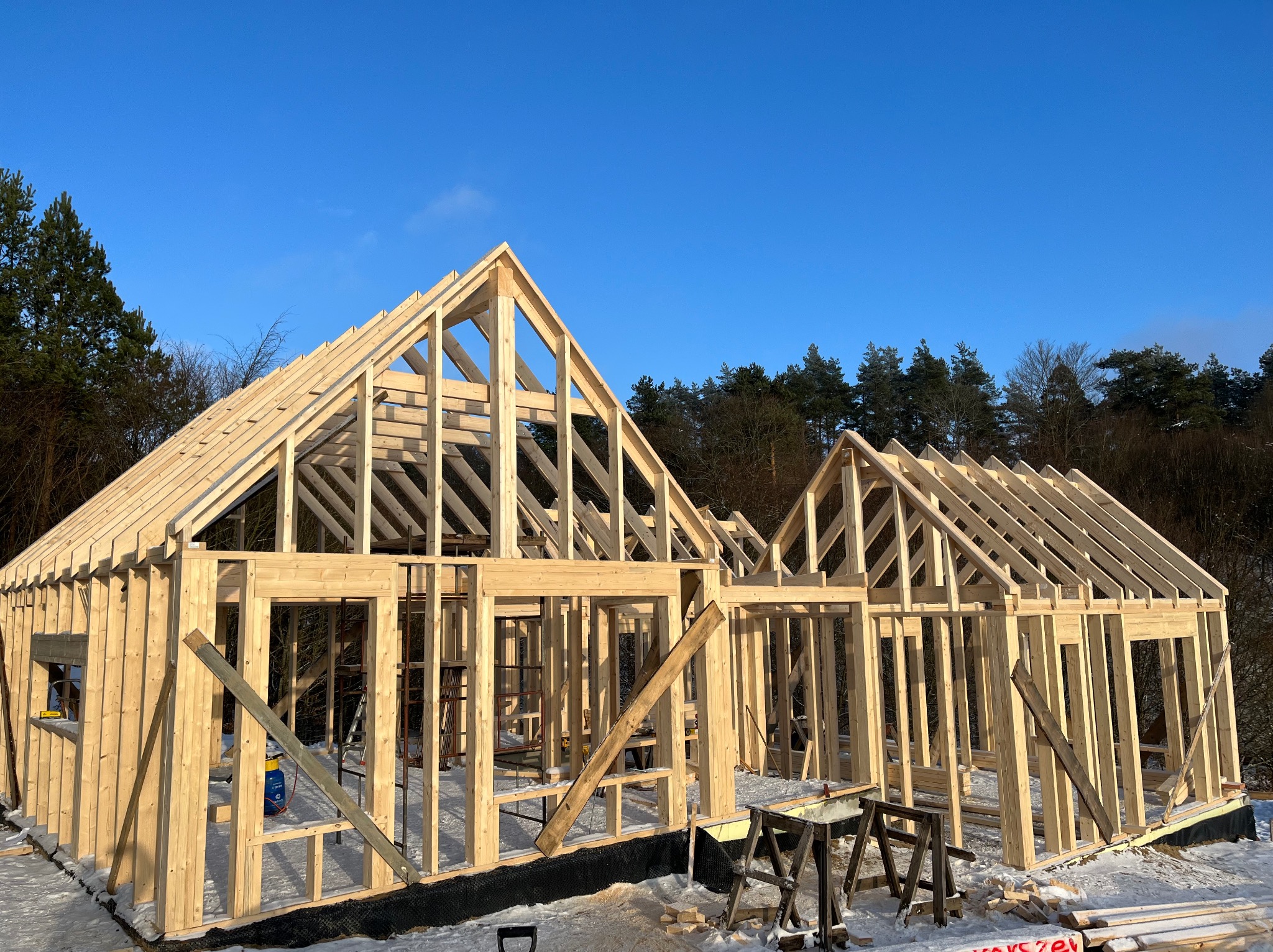 Konstrukcja i docieplenie Steico/naturheld na placu budowy, grudzień 2024