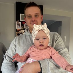 Mikołaj Woźniak - Montaż Paneli Podłogowych Niechanowo