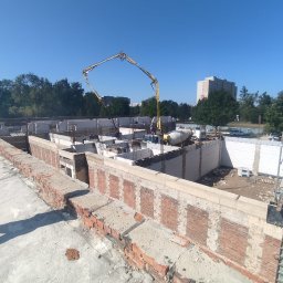 PAN KIEROWNIK TOMASZ SZARATA - Prace murarskie oraz żelbetowe Budynek wielkogabarytowy WROCŁAW