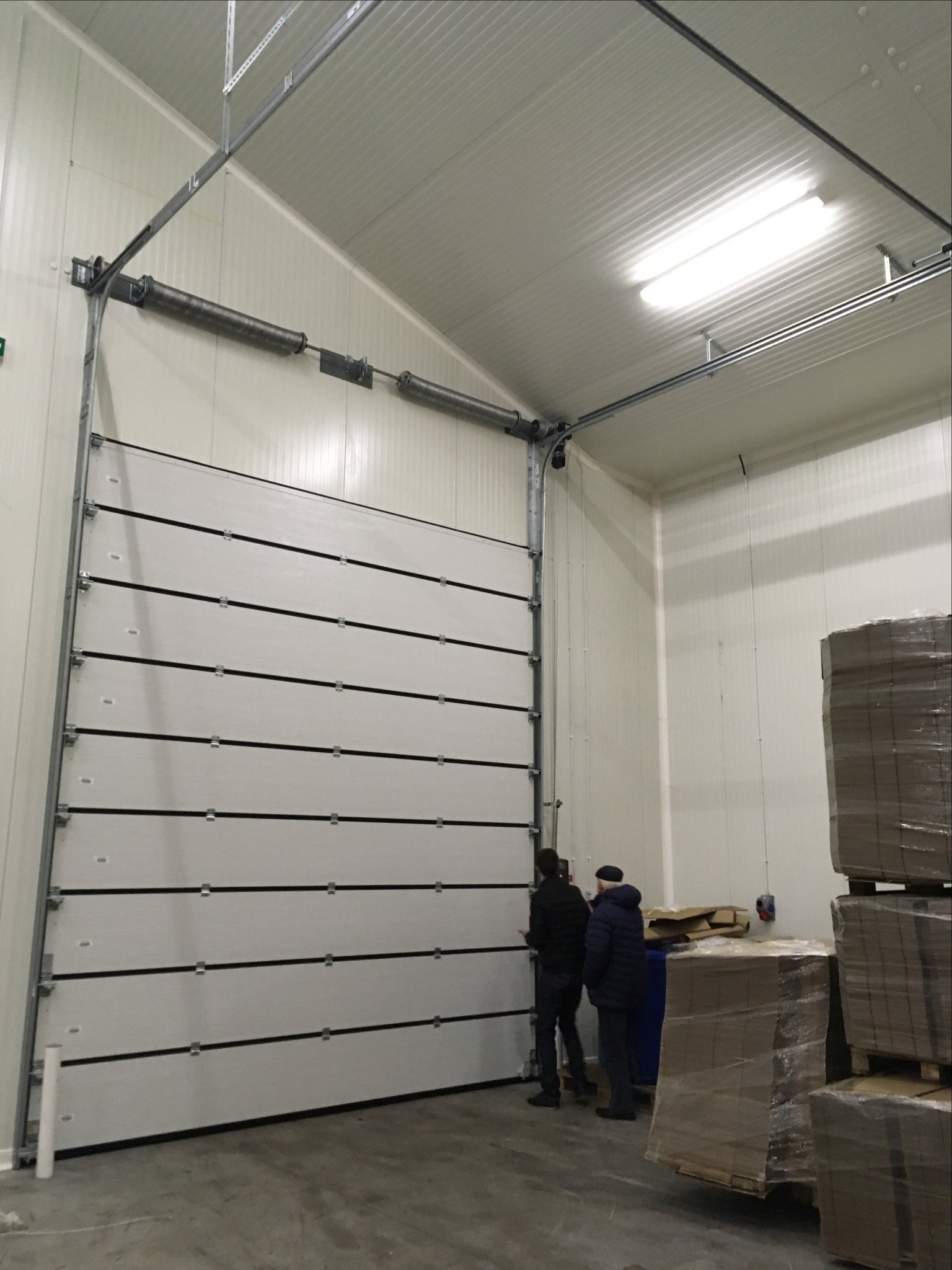 Solidna konstrukcja i bez awaryjność połączona z profesjonalnym montażem !