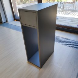 PB DOMY SPÓŁKA Z OGRANICZONĄ ODPOWIEDZIALNOŚCIĄ - Szafka na komputer