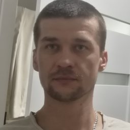 Mateusz Barcikowski - Oświetlenie Domu Krak&oacute;w