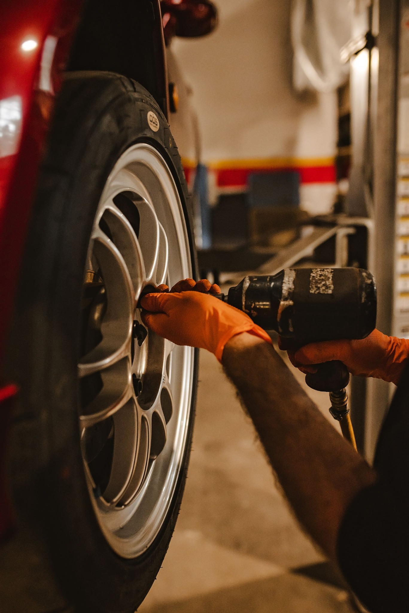 Wymiana opon, felg, kół Mazda MX-5.