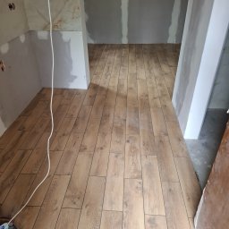 Tomasz Kijek - Usługi Glazurnicze Lębork