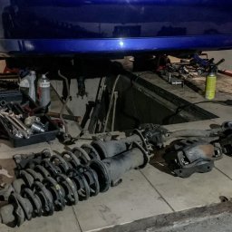 Wymiana wszystkich tulei gumowych na poliuretan, montaż sprężyn Eibach i amortyzatorów Koni 
Lexus IS200