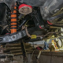 Wymiana wszystkich tulei gumowych na poliuretan, montaż sprężyn Eibach i amortyzatorów Koni 
Lexus IS200