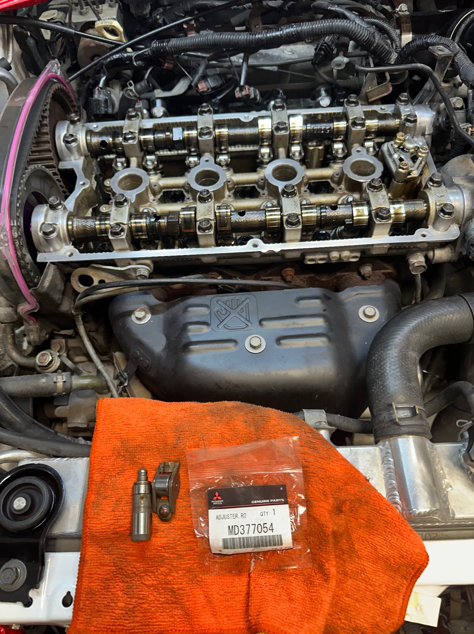 Płukanie/wymiana popychaczy zaworowych bez demontażu wałków Mitsubishi Lancer Evolution IX, mobilnie