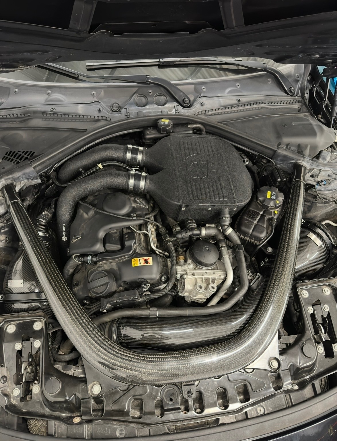 Montaż dolotu Eventuri, Intercoolera CSF BMW M4