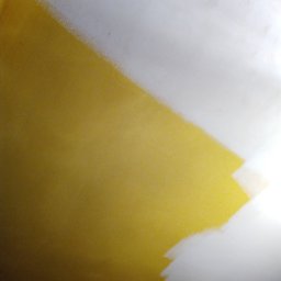 IURII PYNKO - Ściana w trakcie malowania: żółta farba pokrywa część powierzchni, a biała świeża warstwa zakrywa resztę. Widoczne pociągnięcia pędzla.