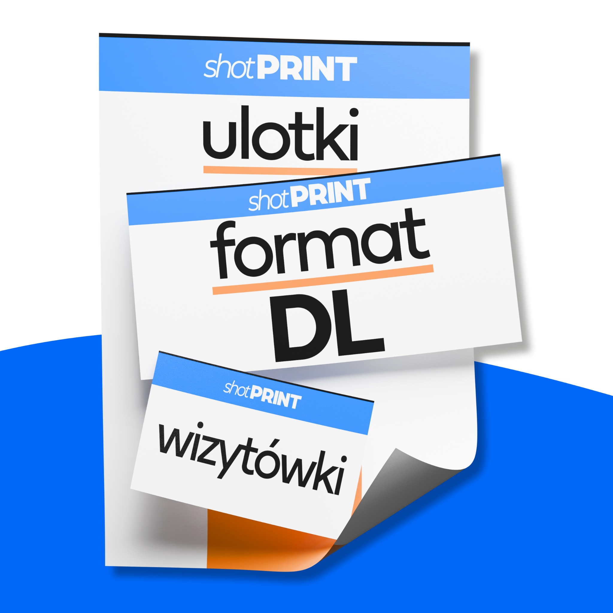 Ulotki, wizytówki i format DL od shotPRINT na białym tle z niebieskim akcentem. Prezentacja materiałów reklamowych z widocznym logo firmy.