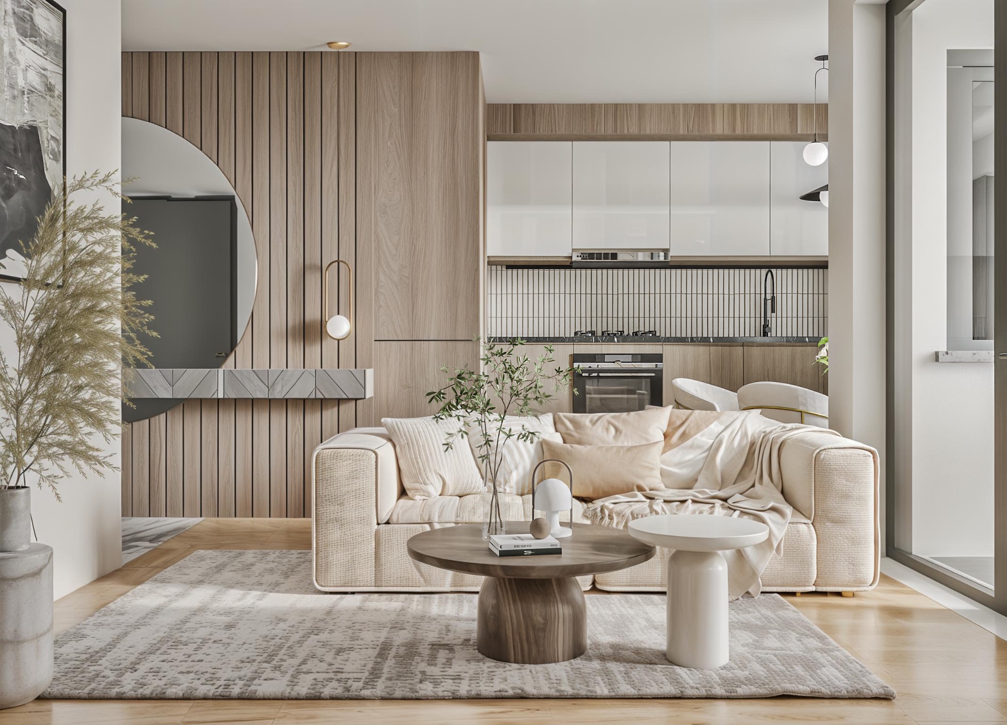 Nowoczesny salon z beżową sofą, drewnianą ścianą z lustrem i otwartą kuchnią w tle. Neutralna kolorystyka i minimalistyczny wystrój.