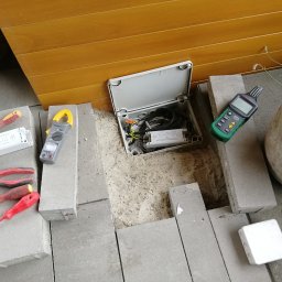 Po paru godzinach szukania winowajca awarii odnaleziony w ciekawym miejscu :) 