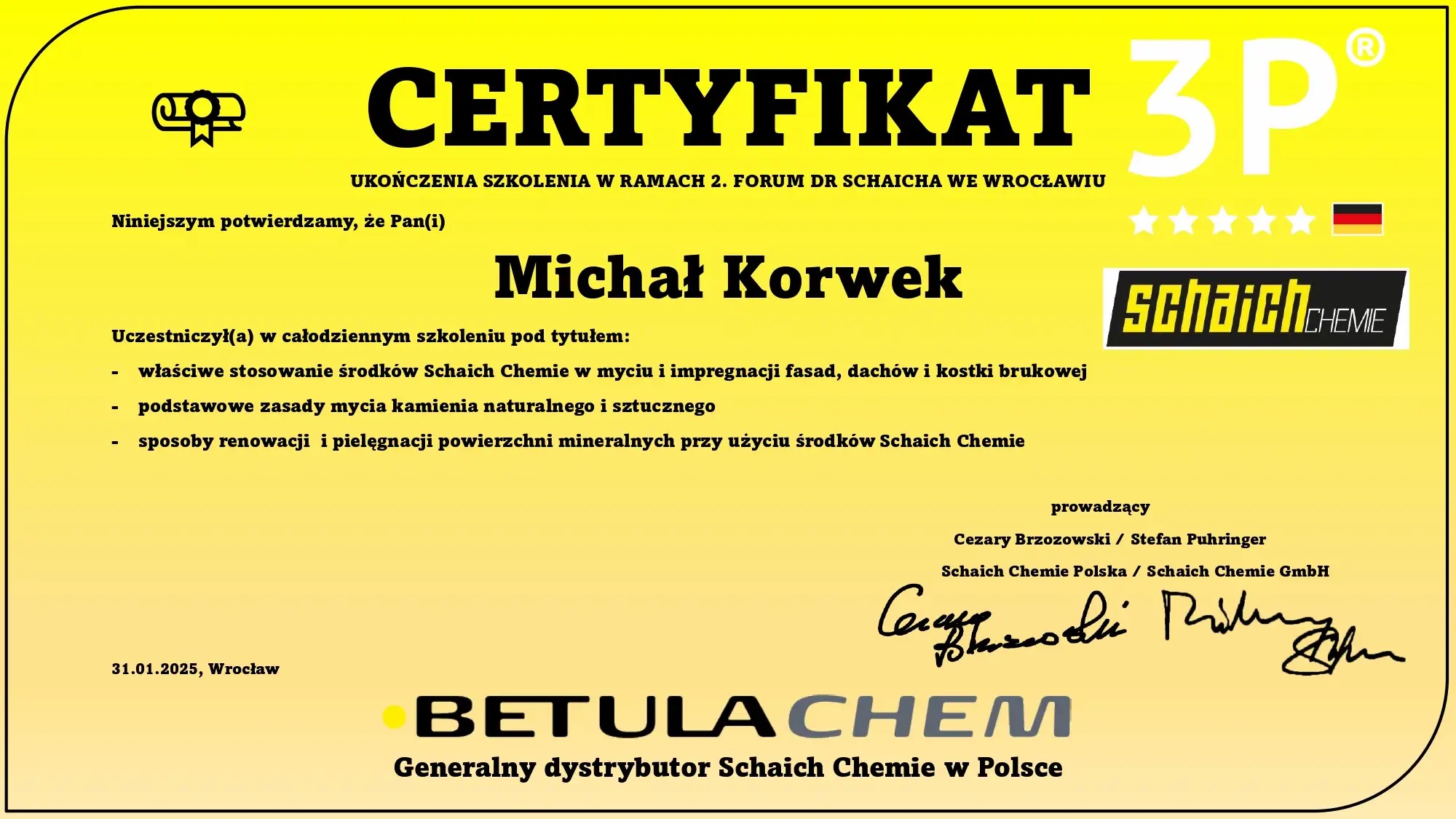 Certyfikat ukończenia szkolenia z zakresu stosowania środków Schaich Chemie do mycia i impregnacji fasad, dachów i kostki brukowej, wystawiony dla Michała Korwka.