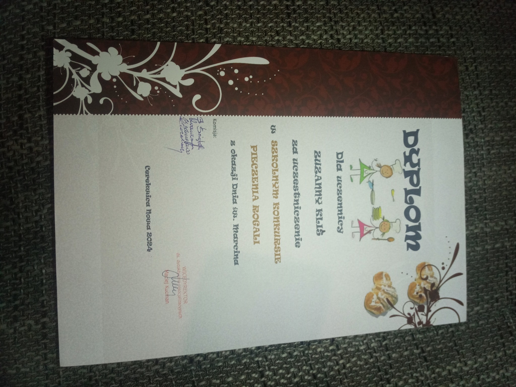 Dyplom dla uczennicy Zuzanny Klis za udział w szkolnym konkursie pieczenia rogali z okazji Dnia św. Marcina, Cerekwica Nowa 2024.